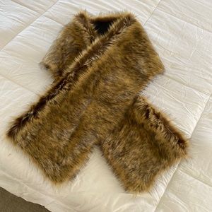 NWOT FAUX FUR WRAP/ SHALL SO SOFT! Never worn!